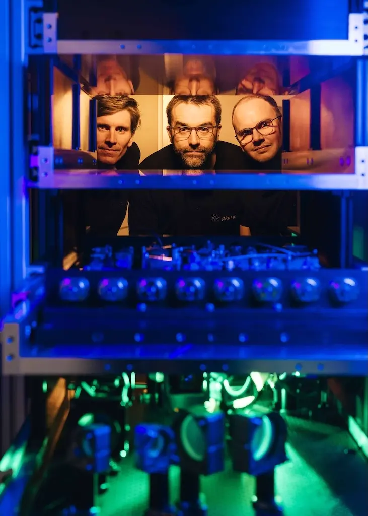 Quantencomputer, neutrale Atome, Quantentechnologie, Labor, Hightech, Forschung, Quantenprozessor, Physik