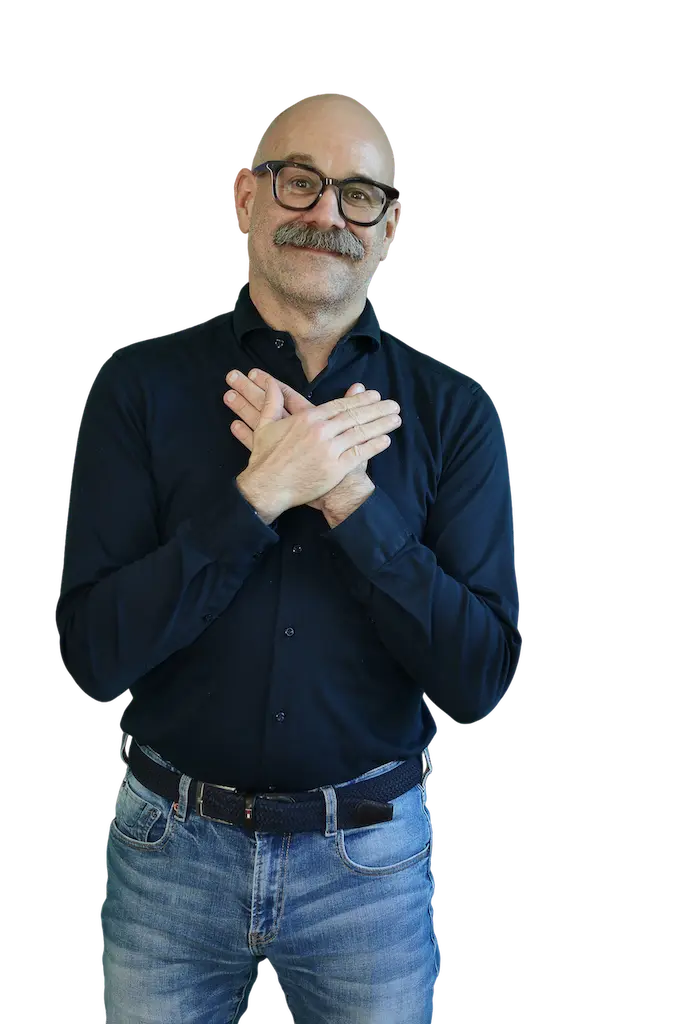 Interaktion zwischen KI-System und Service-Mitarbeiter