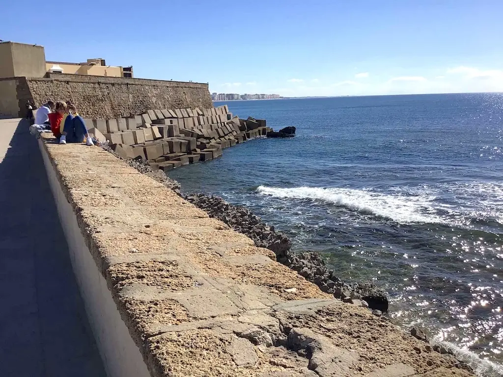 Hafen von Cádiz nach der Explosion