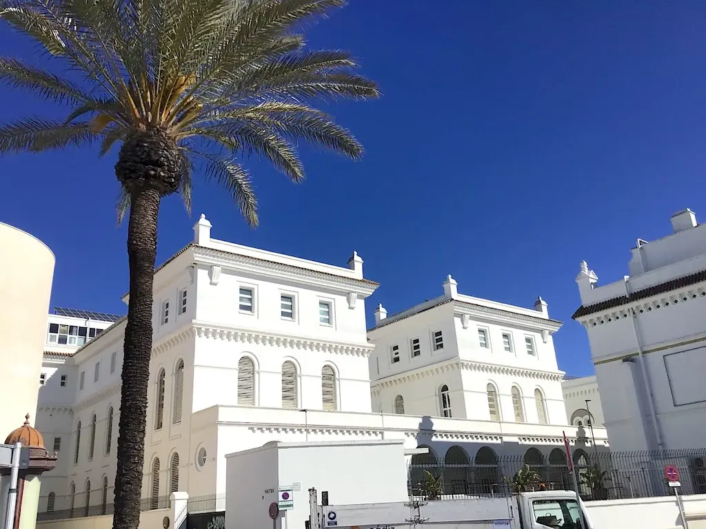 Historische Ansicht der Hafenstadt Cádiz